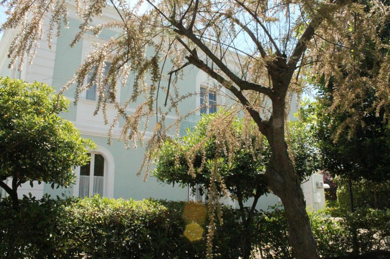 Villa Arlini Pineto Exterior foto