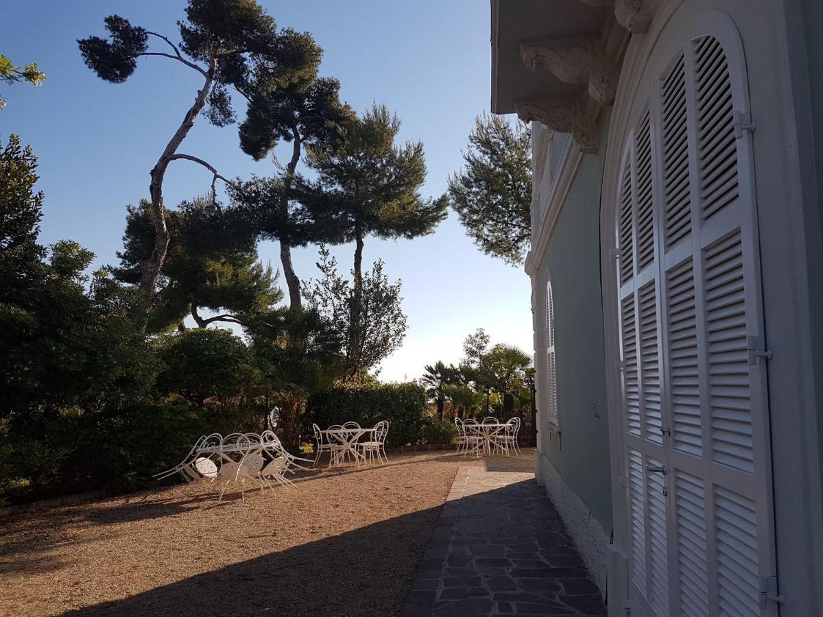 Villa Arlini Pineto Exterior foto