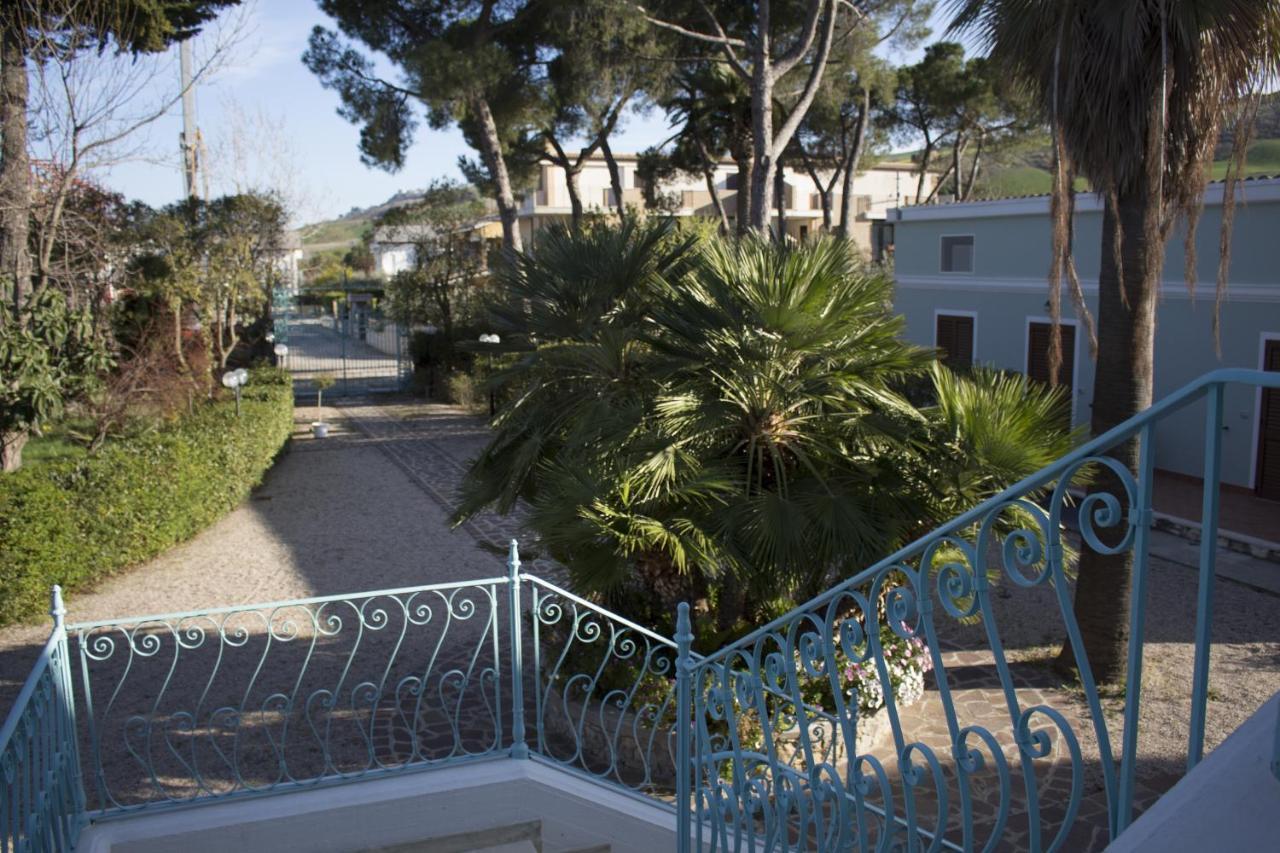 Villa Arlini Pineto Exterior foto